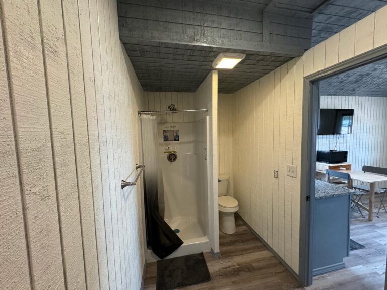 bathroomcabin